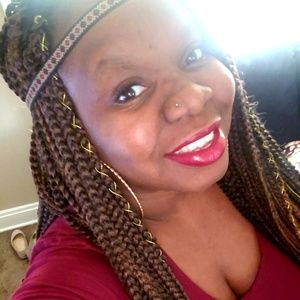 Meet your Posher, Sara